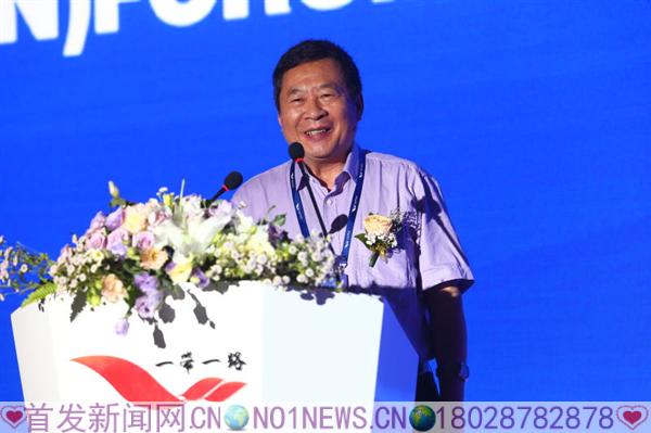 解放军艺术学院政治部主任 周小献少将致辞.jpg