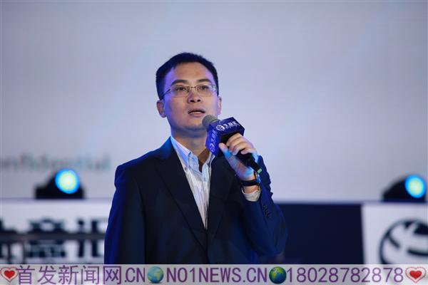 5.赵玉琦作主题演讲.JPG 5.赵玉琦作主题演讲.JPG