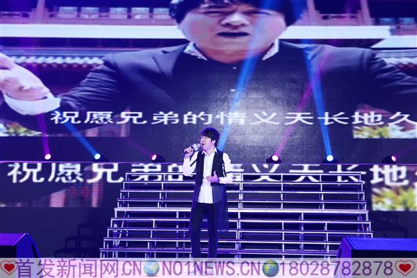 14.张胜淼演唱.jpg 14.张胜淼演唱.jpg