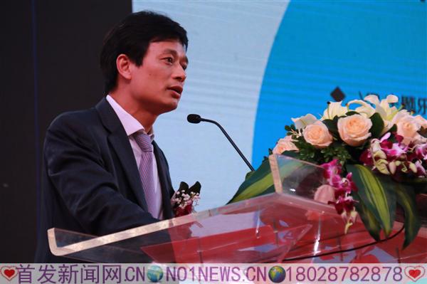 3祖玲摄-华夏动漫董事局主席庄向松致欢迎词解读华夏动漫国际品牌新布局IMG_9554.JPG